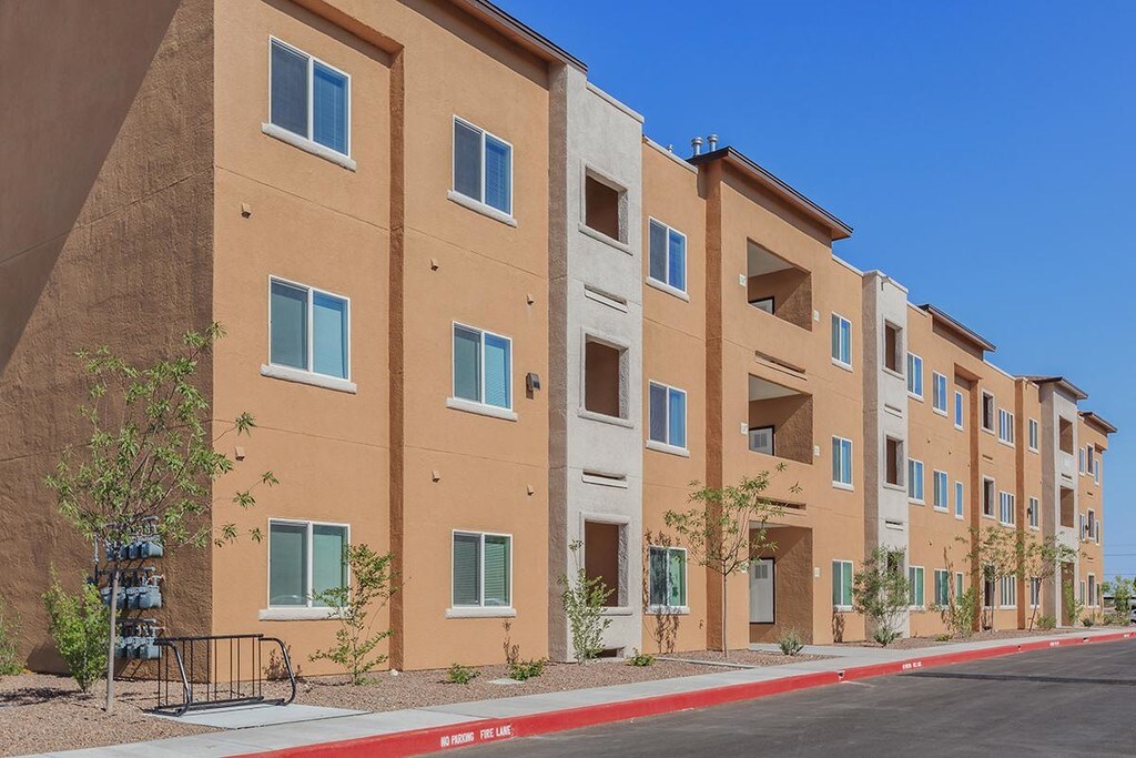 Villas at West Mountain Apartments in El Paso, TX