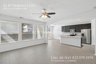 82 W Twinvale Loop in The Woodlands, TX - Building Photo - Building Photo