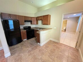 739 Dartmoor St N in St. Petersburg, FL - Building Photo - Building Photo