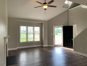 55 Lisa Dr in Princeton, NC - Building Photo - Building Photo