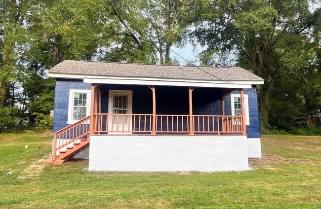 property at 206 Westview Dr