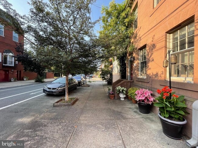 property at 792 S Front St