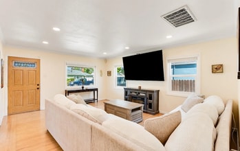 1034 Caldwell Ave in Vallejo, CA - Building Photo - Building Photo