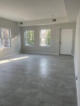 476 Meade St in Orange, NJ - Building Photo - Building Photo