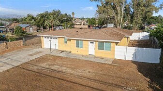 9219 Colorado Ave in Riverside, CA - Building Photo