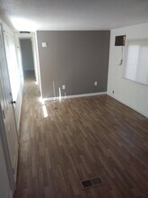 15770 E Colfax Ave in Aurora, CO - Foto de edificio - Building Photo