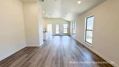 7011 14th St in Lubbock, TX - Building Photo - Building Photo