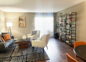 Sturbridge in Little Rock, AR - Building Photo