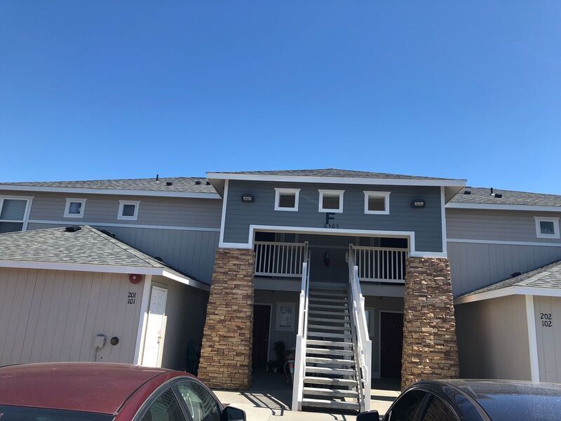 6305F Chapel Hill Blvd in Pasco, WA - Building Photo