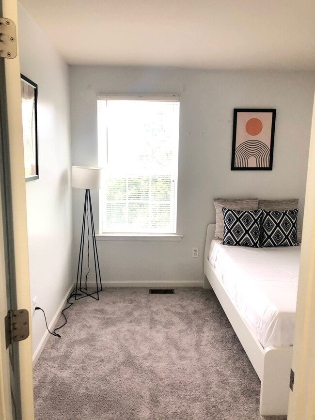 6109 Hanlon St in Capitol Heights, MD - Building Photo - Building Photo