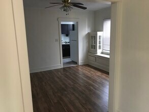 1463 Riverside Dr, Unit #1 in Lakewood, OH - Building Photo - Building Photo