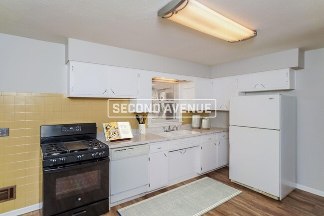 4813 Jean Ave in Louisville, KY - Foto de edificio - Building Photo