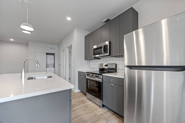 The Cooper in Lakewood, CO - Foto de edificio - Building Photo