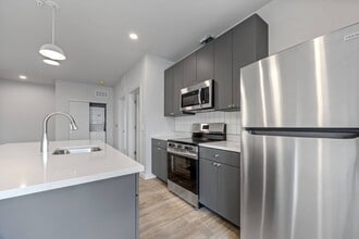 The Cooper in Lakewood, CO - Foto de edificio - Building Photo