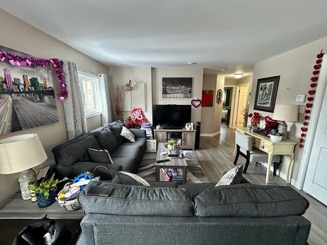 519 Southside Rd in St John's, NL - Building Photo - Building Photo