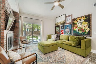 2024 Ploverville Ln in Austin, TX - Building Photo - Building Photo