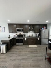 307 Caldwell Ave in Paterson, NJ - Building Photo - Building Photo