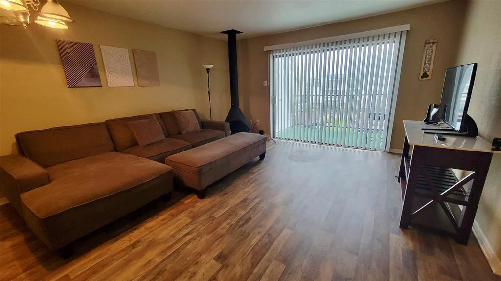 2824 S Bartell Dr in Houston, TX - Building Photo