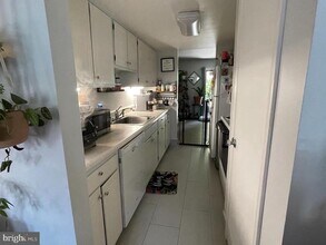 243 Holly Dr in King of Prussia, PA - Building Photo - Building Photo