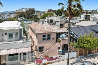 23 Rose Ave in Venice, CA - Building Photo - Building Photo