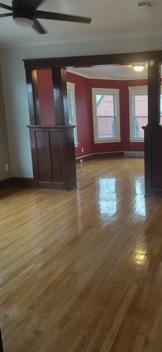 14 Park St, Unit APT 3 in Southbridge, MA - Building Photo - Building Photo