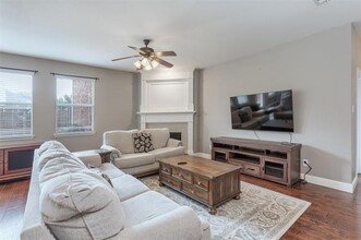 12328 Hawk Creek Dr in Frisco, TX - Building Photo - Building Photo