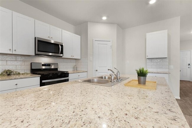 2838 Wolfcreek in New Braunfels, TX - Building Photo - Building Photo