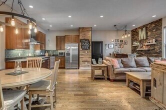 45 Vinton St in Boston, MA - Foto de edificio - Building Photo