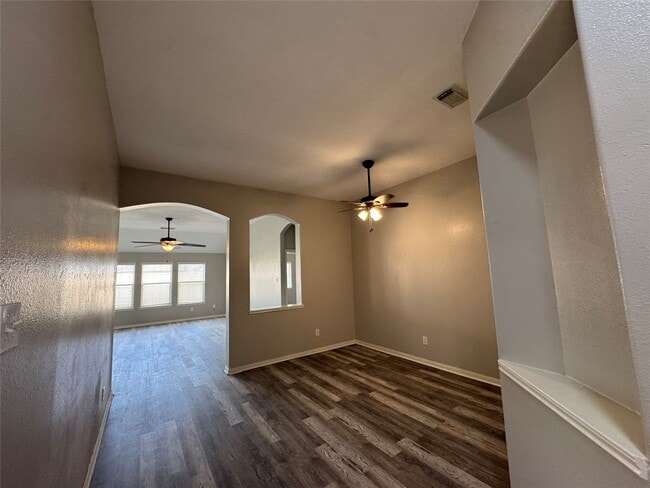 property at 5907 Yaupon Ridge Dr