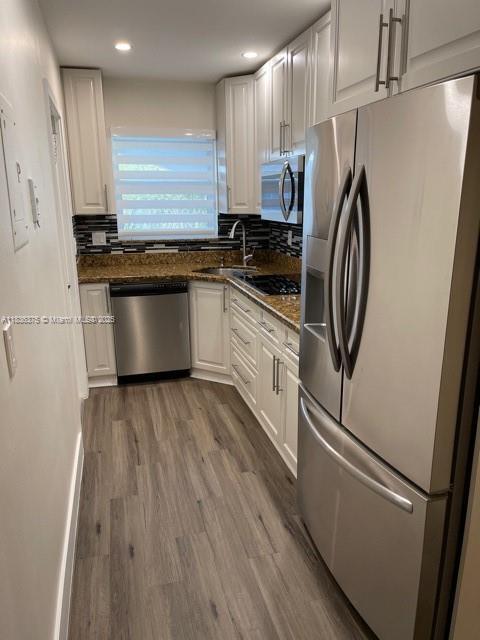 541 Blue Heron Dr in Hallandale Beach, FL - Building Photo - Building Photo