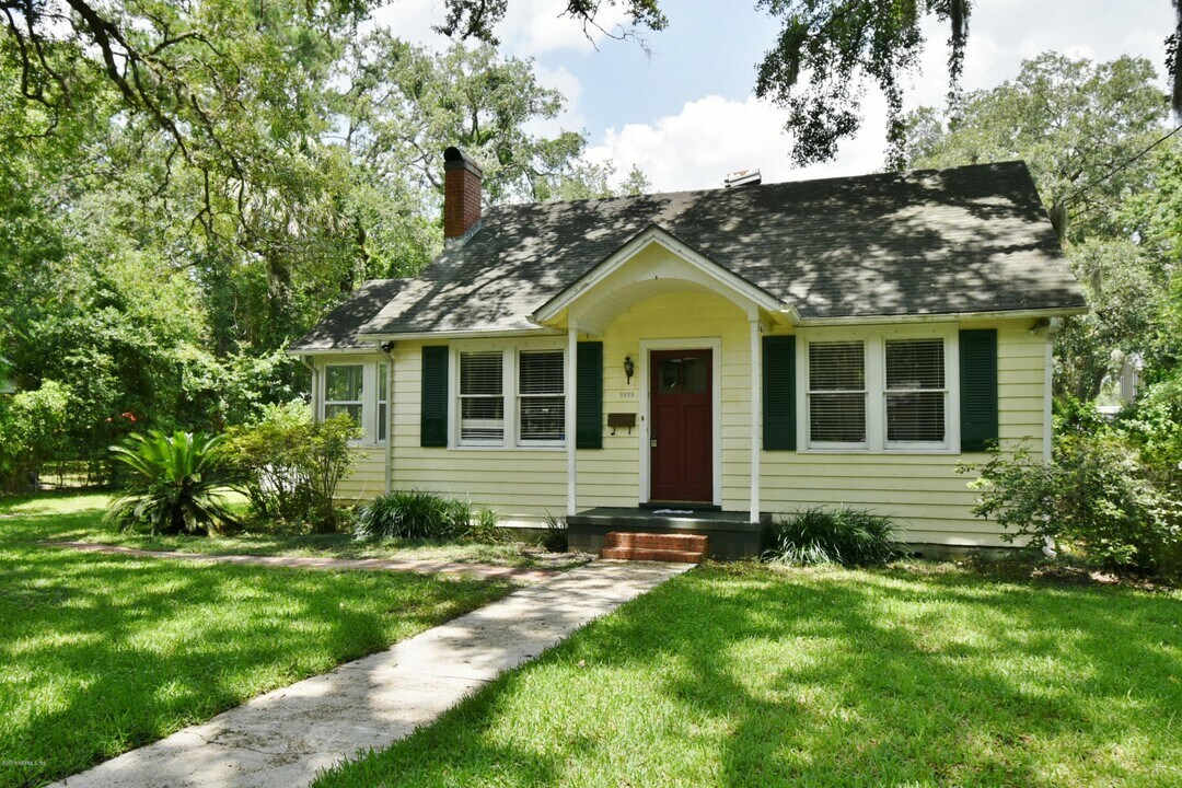 2929 Arapahoe Ave in Jacksonville, FL - Building Photo