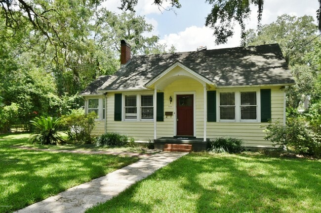 property at 2929 Arapahoe Ave