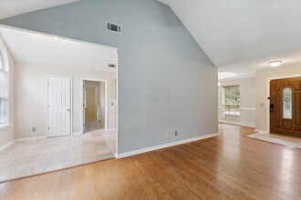 10 Ryan Dr in Richmond Hill, GA - Building Photo - Building Photo