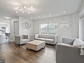 232 Parker Ave in Philadelphia, PA - Building Photo - Building Photo