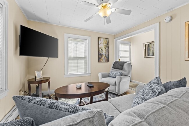 property at 9 Lafountain St