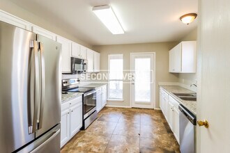 406 Lone Star Park Ln in Ponder, TX - Building Photo - Building Photo