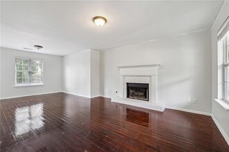 2205 Dresden Green in Kennesaw, GA - Building Photo - Building Photo