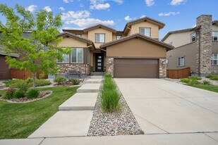14341 Mosaic Ave in Parker, CO - Building Photo