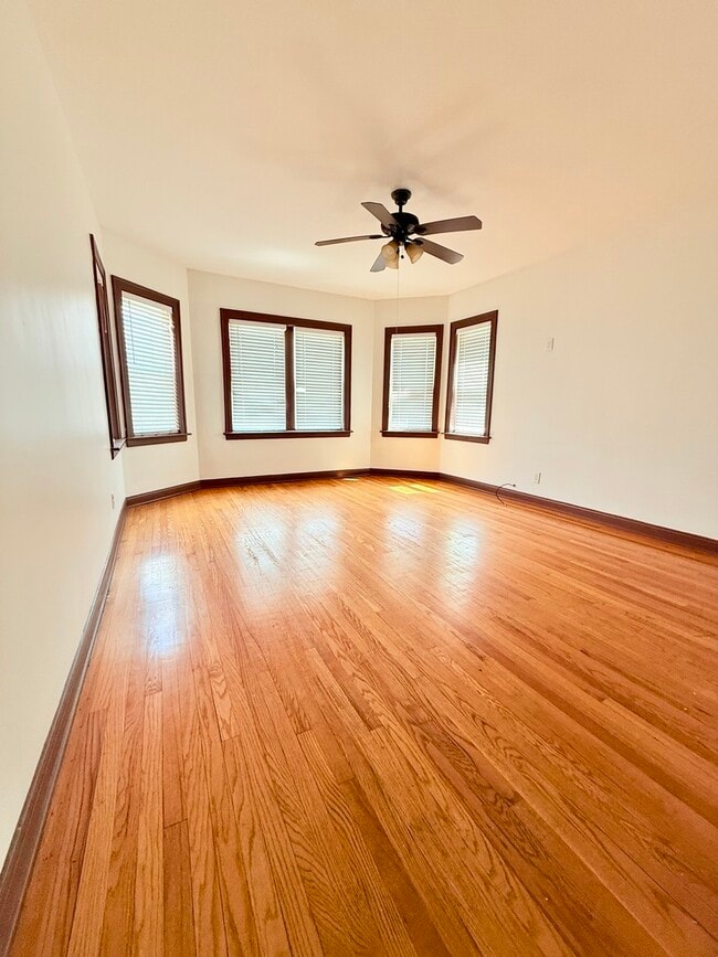 7336 S Artesian Ave in Chicago, IL - Building Photo - Building Photo