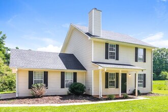 745 Keys Ferry Rd in Mcdonough, GA - Building Photo - Building Photo