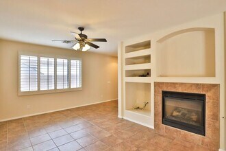 3332 E Powell Ct in Gilbert, AZ - Building Photo - Building Photo