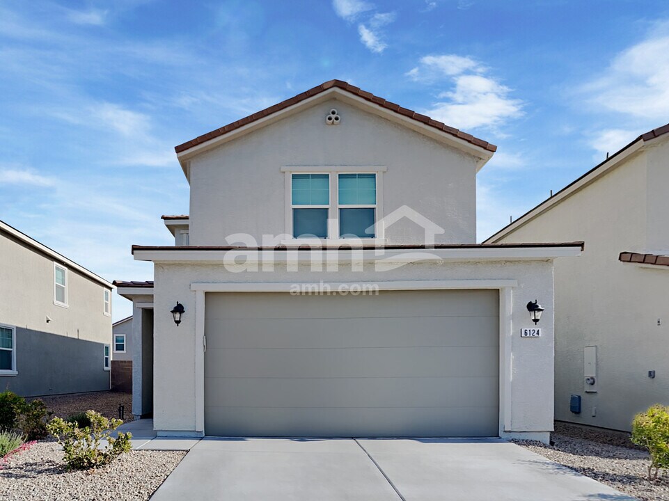 6124 Sierra Blue Ct in Las Vegas, NV - Building Photo