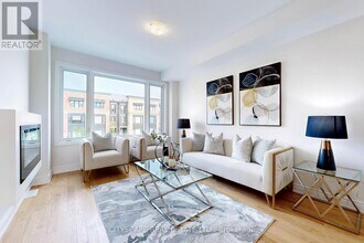 6 Marvin Ave in Oakville, ON - Building Photo - Building Photo