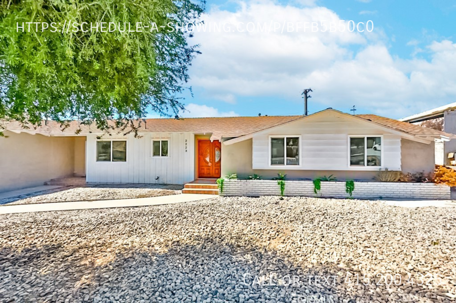 2223 Mesquite Dr in San Bernardino, CA - Building Photo