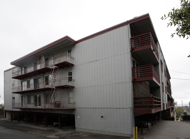 4220 Cesar Chavez in San Francisco, CA - Foto de edificio - Building Photo