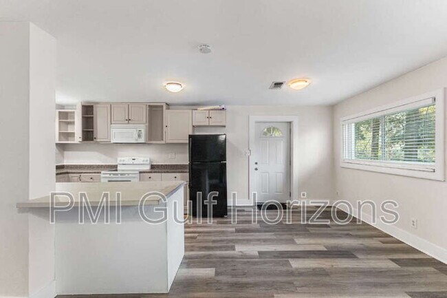 620 Prichard Ave in Pensacola, FL - Building Photo - Building Photo