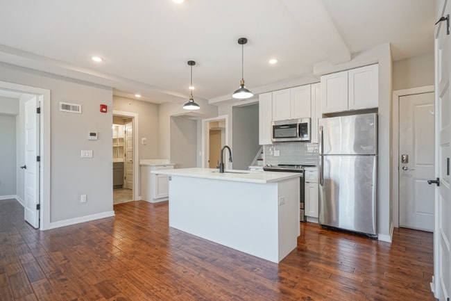 1710 Cambridge St in Philadelphia, PA - Building Photo - Building Photo