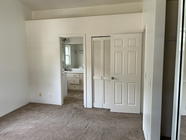 87-1976 Pakeke St, Unit B in Waianae, HI - Foto de edificio - Building Photo