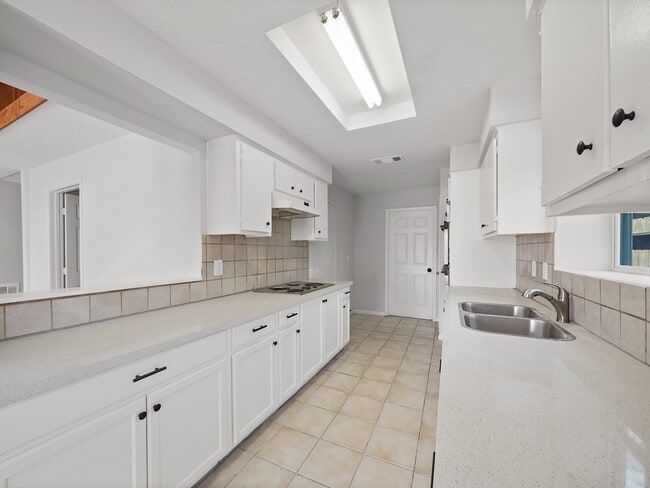 property at 6214 Skyview Dr