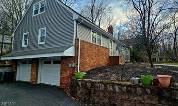49 Fayson Lakes Rd in Kinnelon, NJ - Building Photo - Building Photo